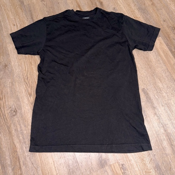 Bridgeforth Basic Black Tee - Picture 2 of 6